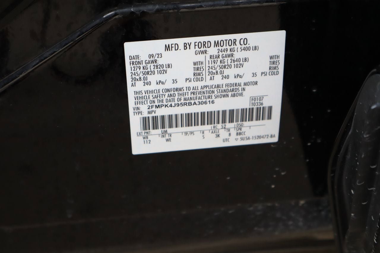 Used 2024 Ford Edge ST-Line AWD/4WD image 28