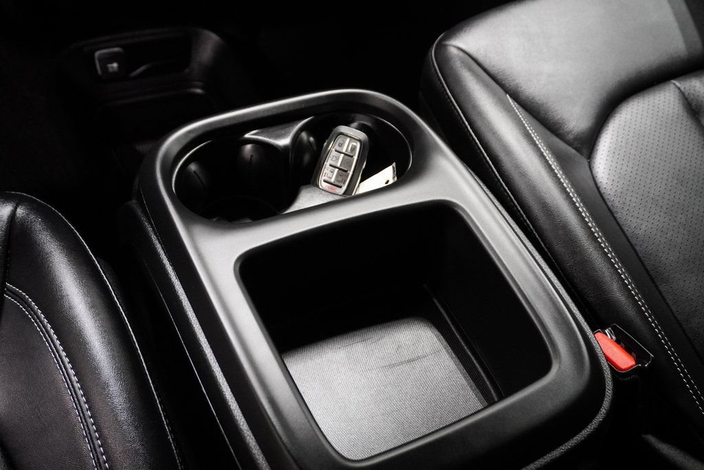 New 2026 Chrysler Pacifica Select FWD image 25