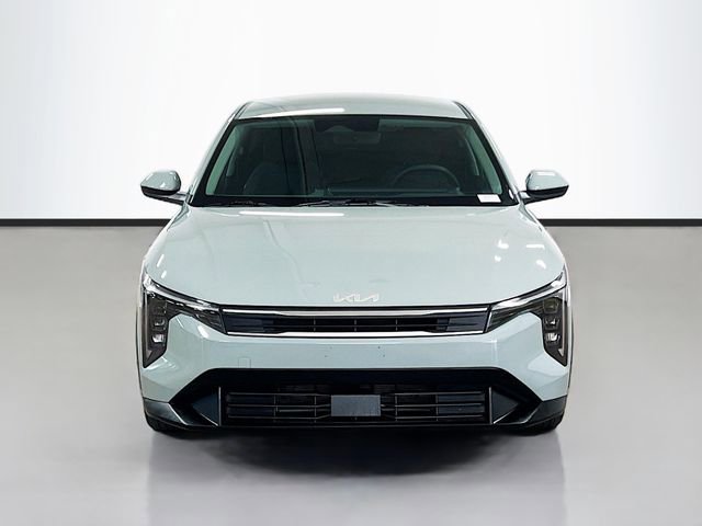 Certified 2025 Kia K4 FWD image 2
