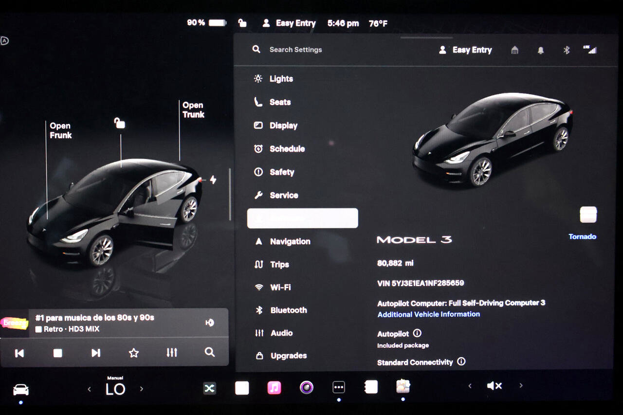Used 2022 Tesla Model 3 Standard Range image 14