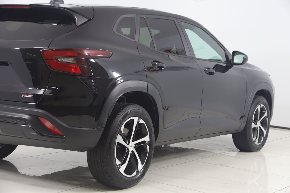 Used 2024 Chevrolet Trax RS FWD image 38
