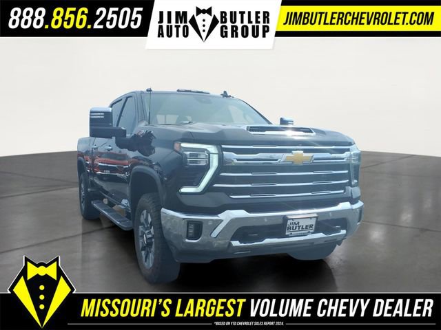 Used 2024 Chevrolet Silverado 3500 LTZ w/ LTZ Premium Package AWD/4WD image 6