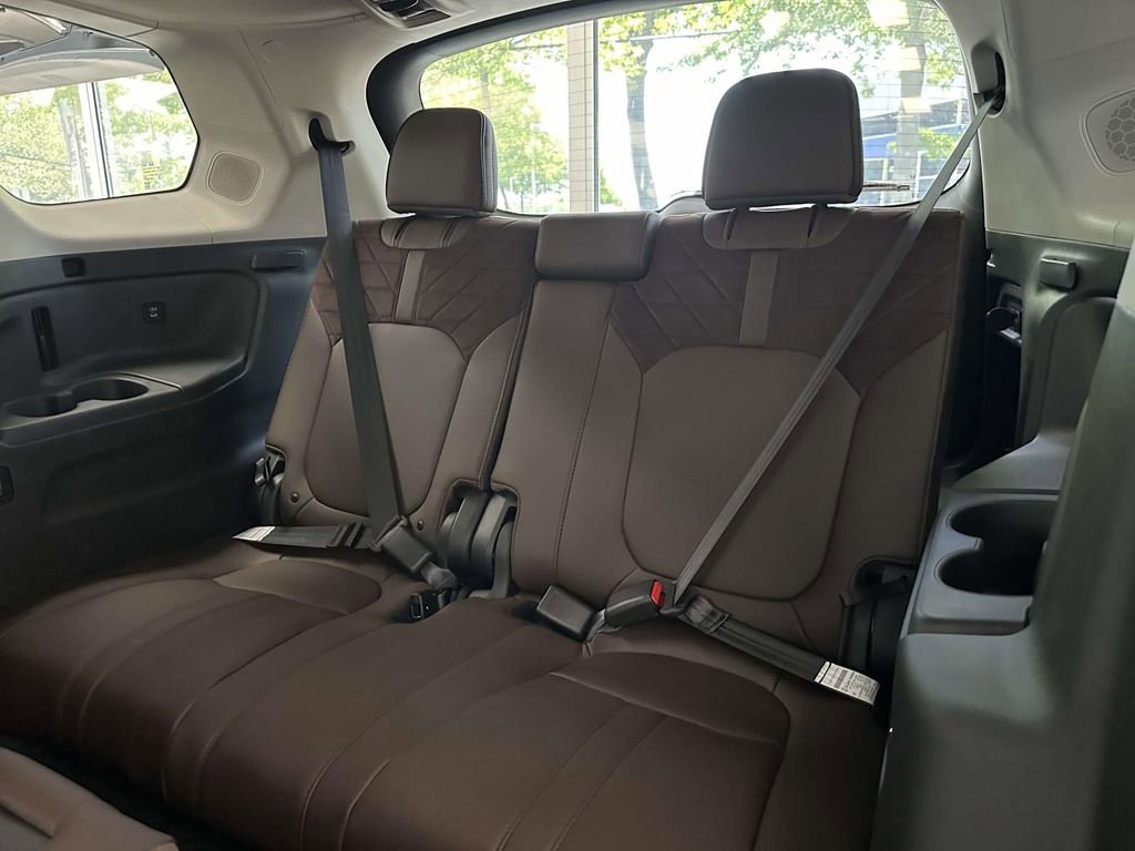 New 2026 Honda Pilot Elite image 9