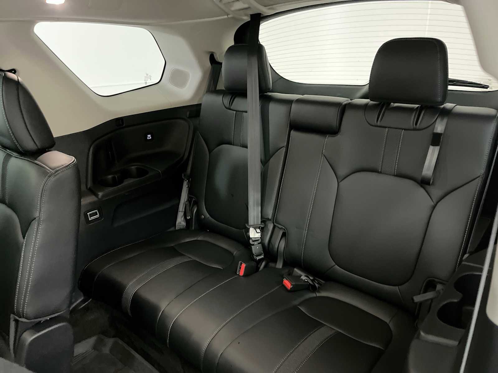 Used 2023 Honda Pilot Touring image 32