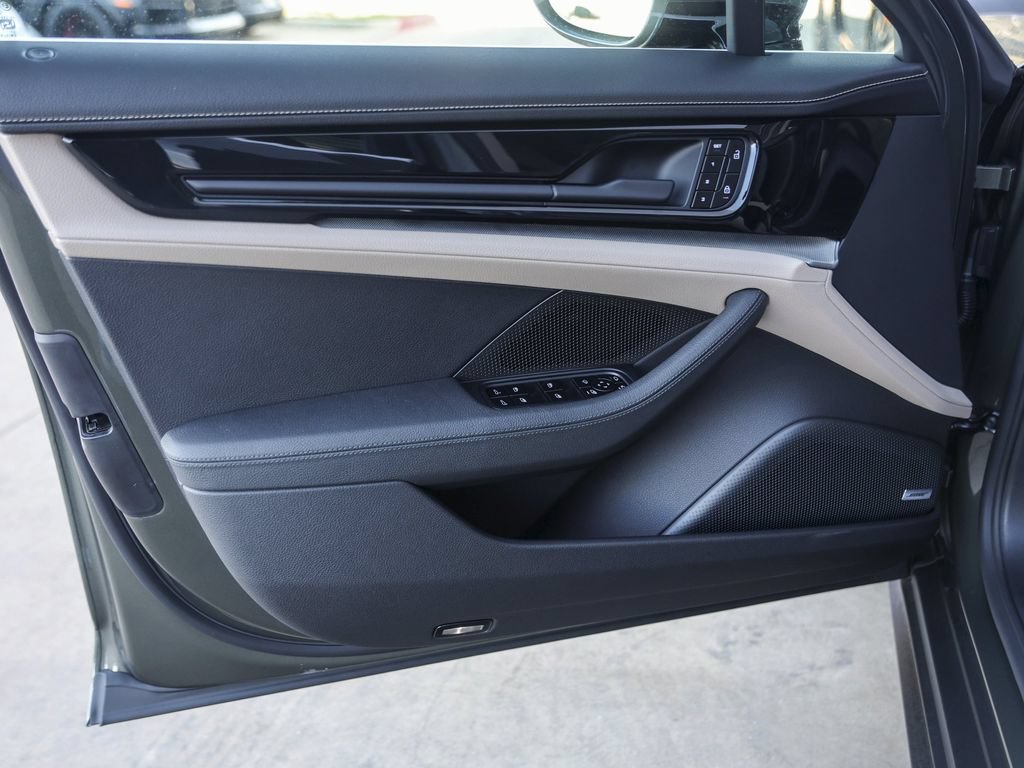 New 2026 Porsche Panamera 4 AWD/4WD image 27