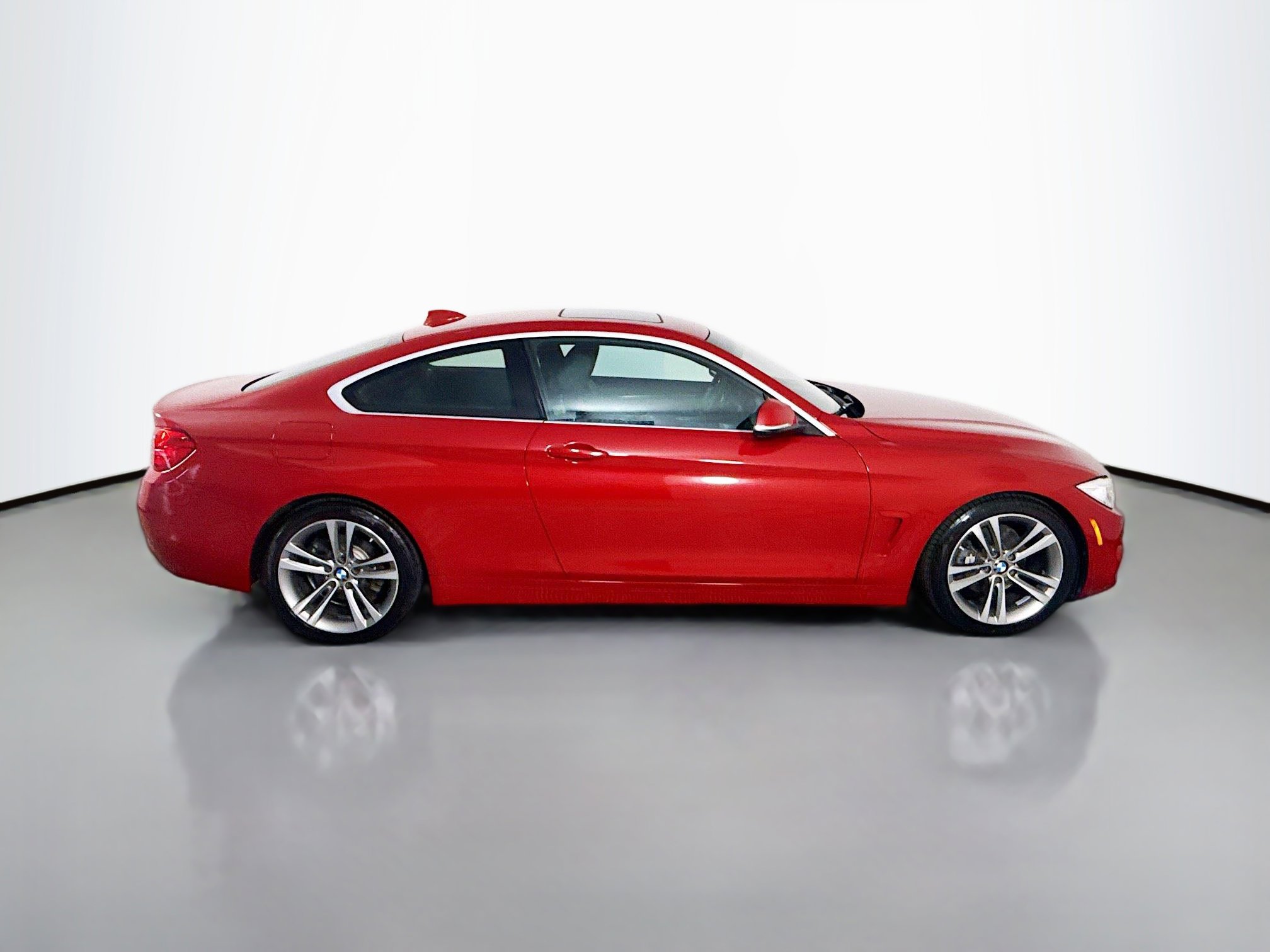 Used 2016 BMW 428i Coupe image 11