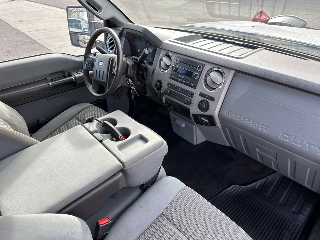 Used 2015 Ford F250 XLT w/ XLT Interior Package image 6