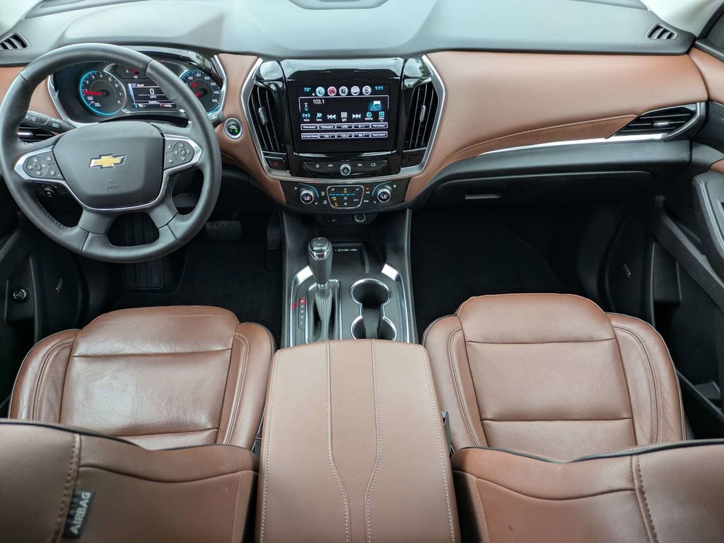 Used 2018 Chevrolet Traverse High Country AWD/4WD image 16
