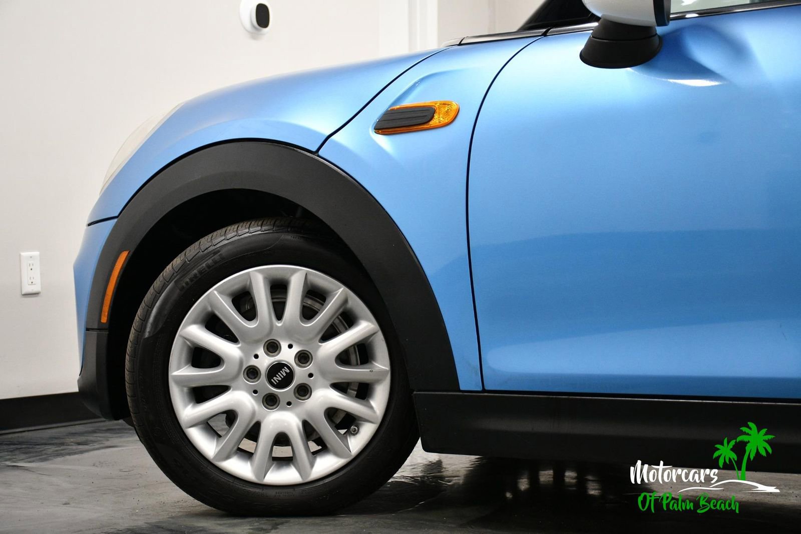 Used 2015 MINI Cooper 2-Door Hardtop FWD image 8