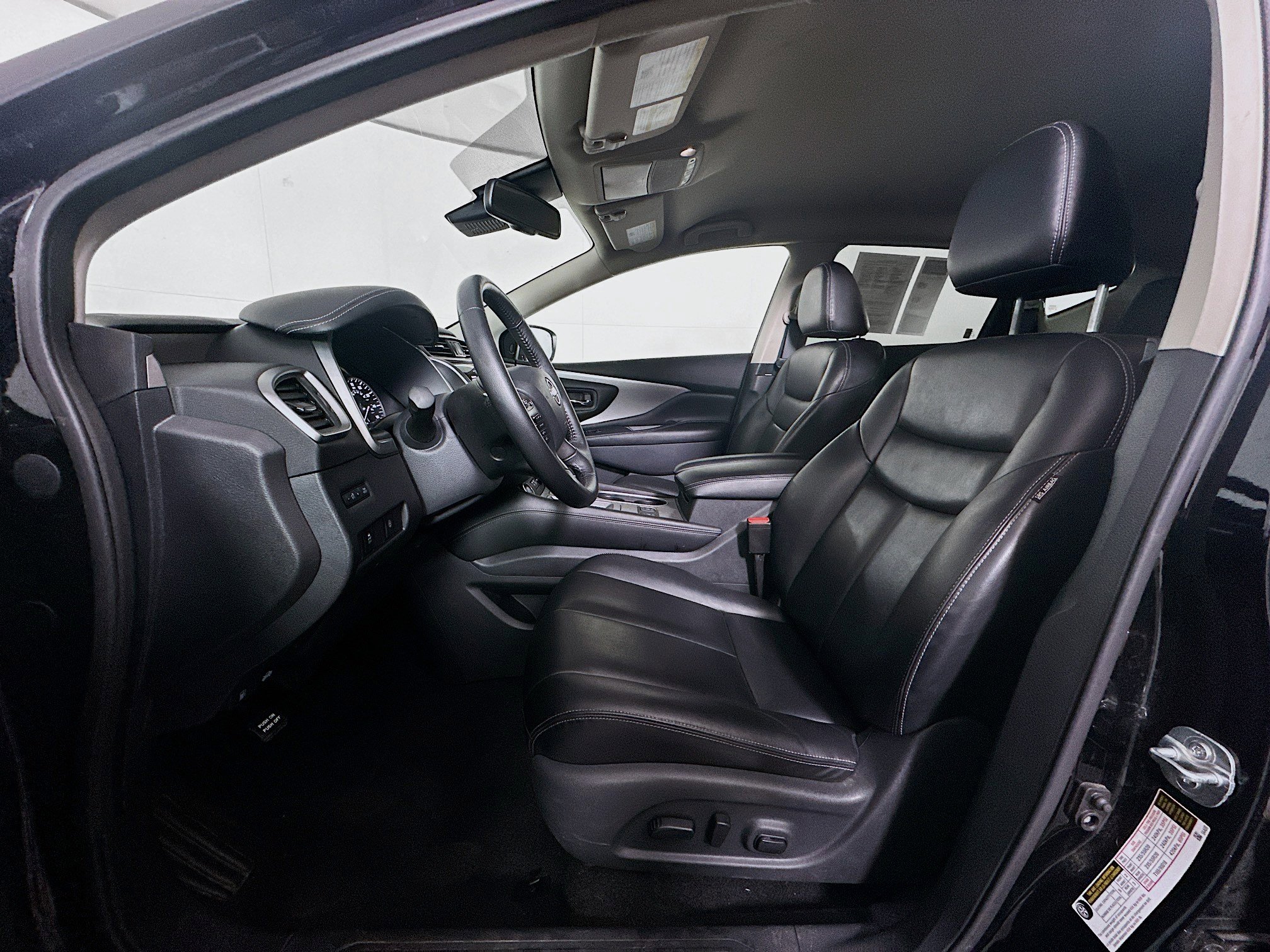 Used 2024 Nissan Murano SV w/ SV Midnight Edition Package image 13