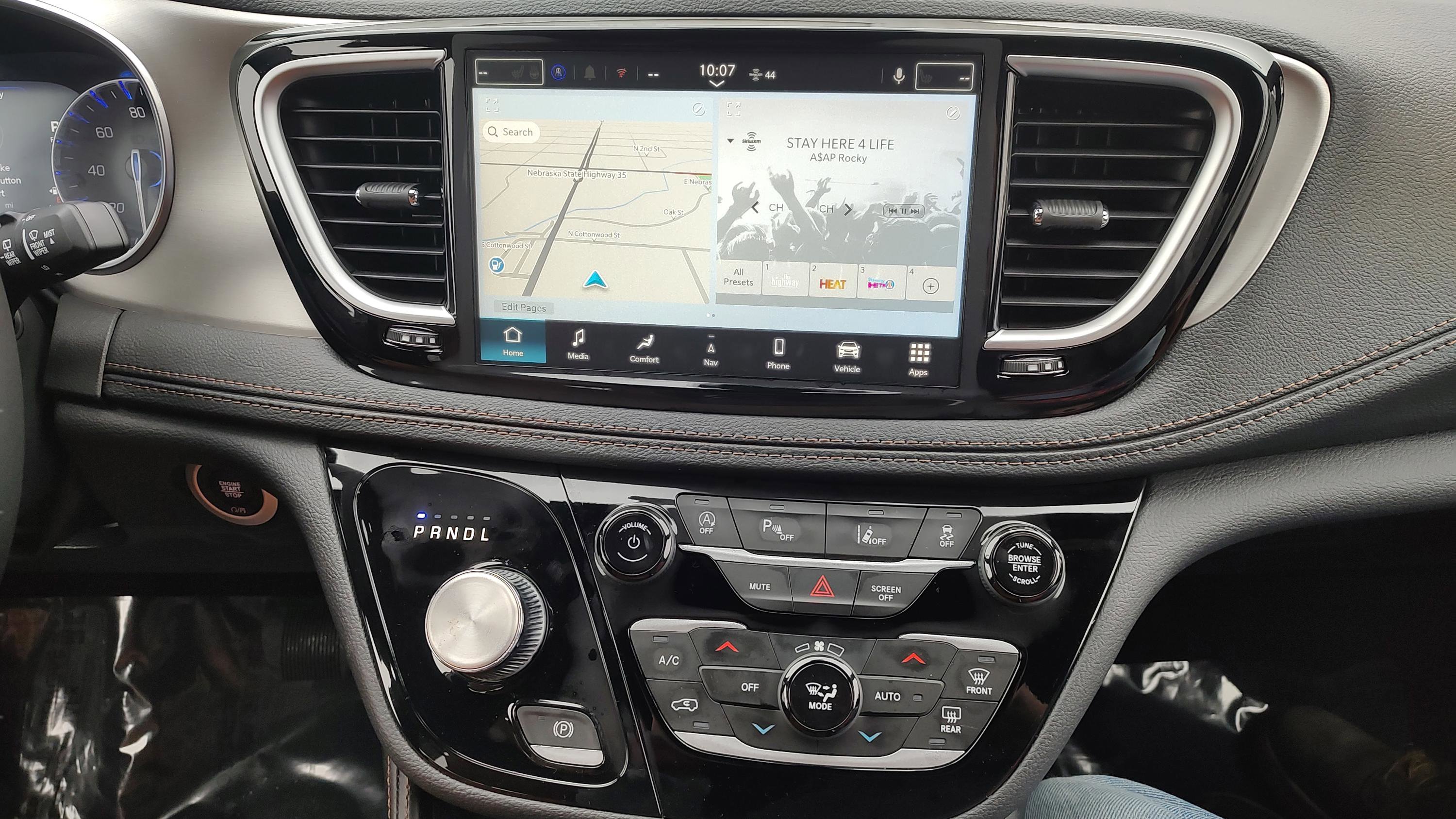 New 2026 Chrysler Pacifica Pinnacle image 22