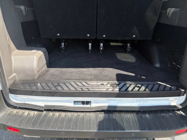 Used 2024 Ford Transit 350 XLT RWD image 14