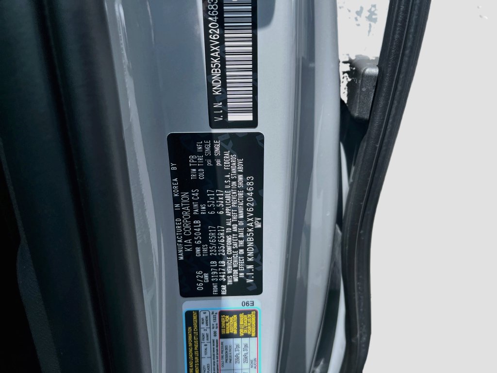 New 2027 Kia Carnival LXS FWD image 14