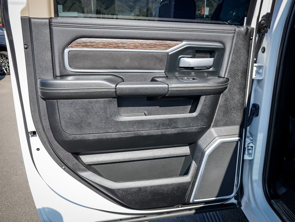 Used 2020 RAM 3500 Laramie AWD/4WD image 33
