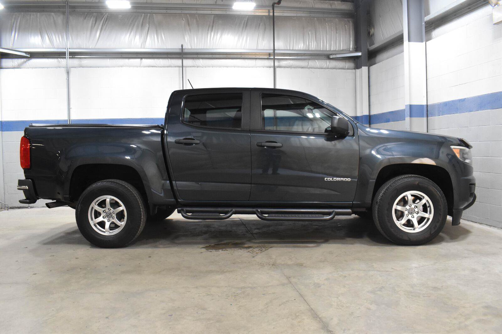 Used 2018 Chevrolet Colorado W/T w/ WT Convenience Package RWD image 26