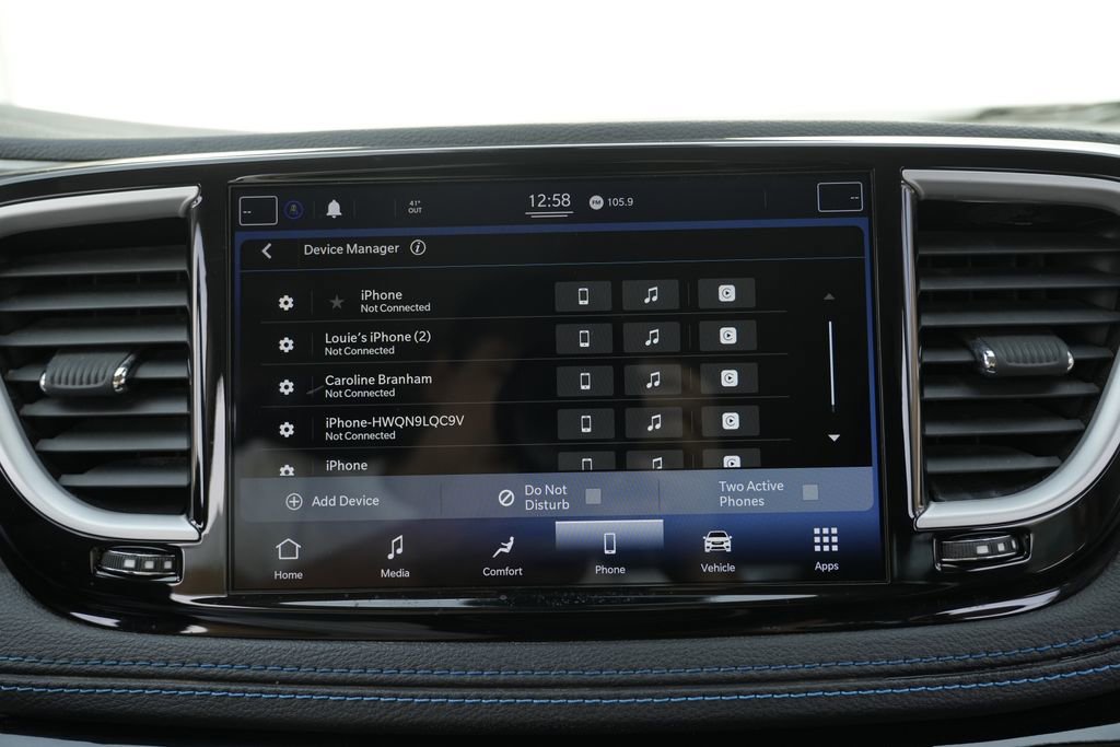 Used 2021 Chrysler Pacifica Touring image 46