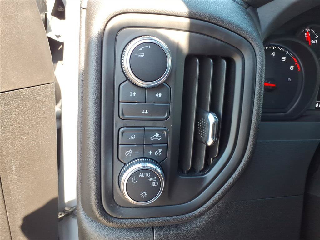 Used 2025 GMC Sierra 2500 Pro w/ 1SA Pro Safety Plus Package AWD/4WD image 14