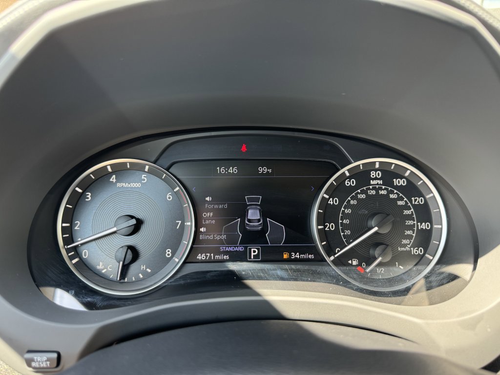 Used 2023 INFINITI QX50 Luxe image 19