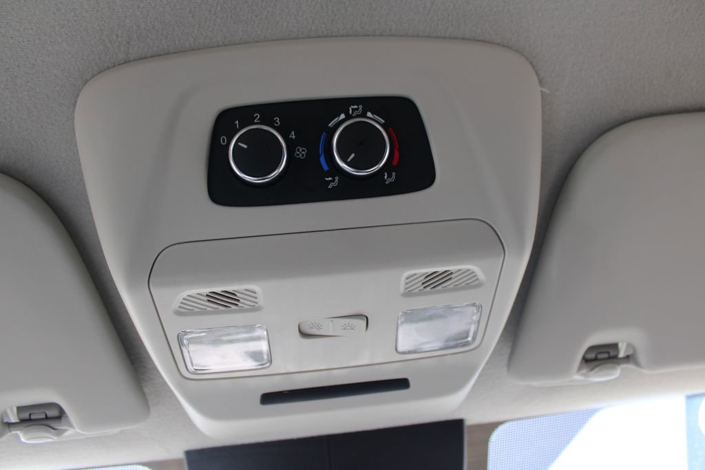 Used 2024 Ford Transit 350 XLT image 39