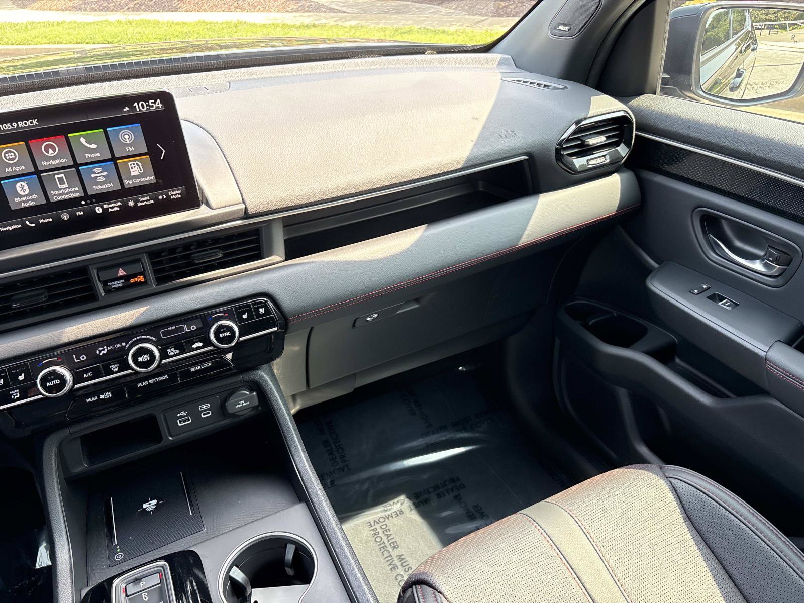 Used 2025 Honda Pilot Black Edition image 29