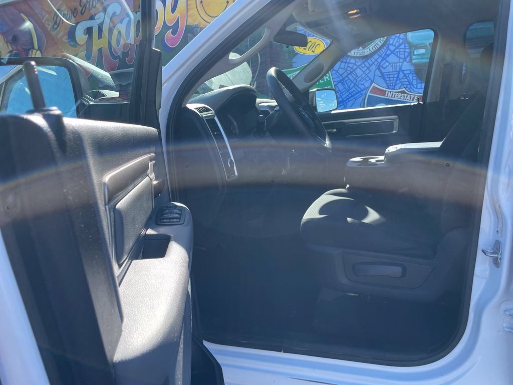 Used 2020 RAM 1500 Classic Warlock AWD/4WD image 14