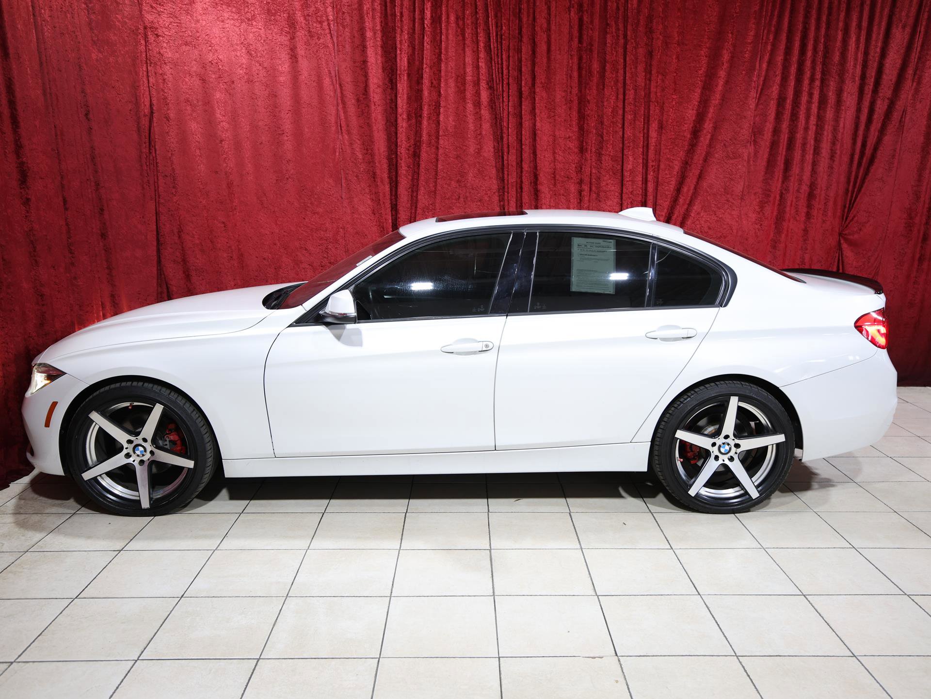 Used 2016 BMW 328i image 4