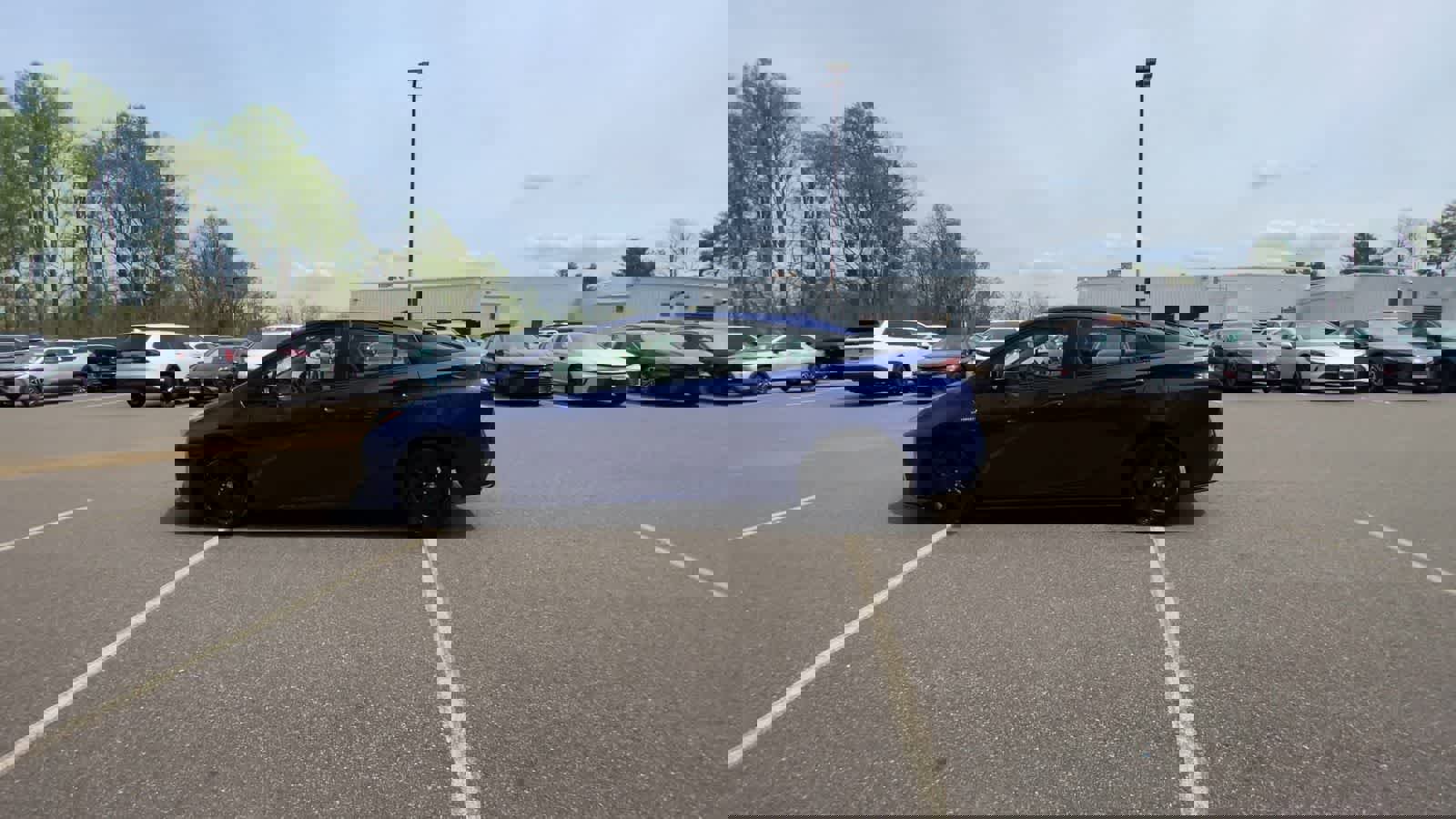 Used 2018 Toyota Prius Three Touring w/ Appearance Package FWD image 8