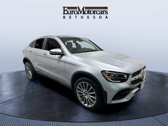 Used 2022 Mercedes-Benz GLC 300 4MATIC Coupe image 7