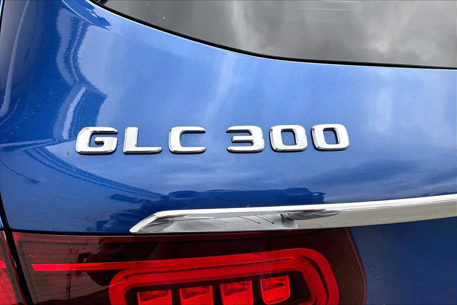 Used 2022 Mercedes-Benz GLC 300 image 9