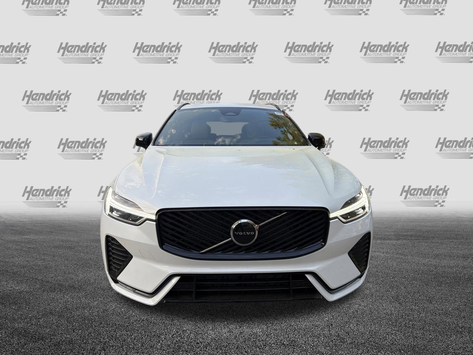 New 2026 Volvo XC60 B5 Core image 3