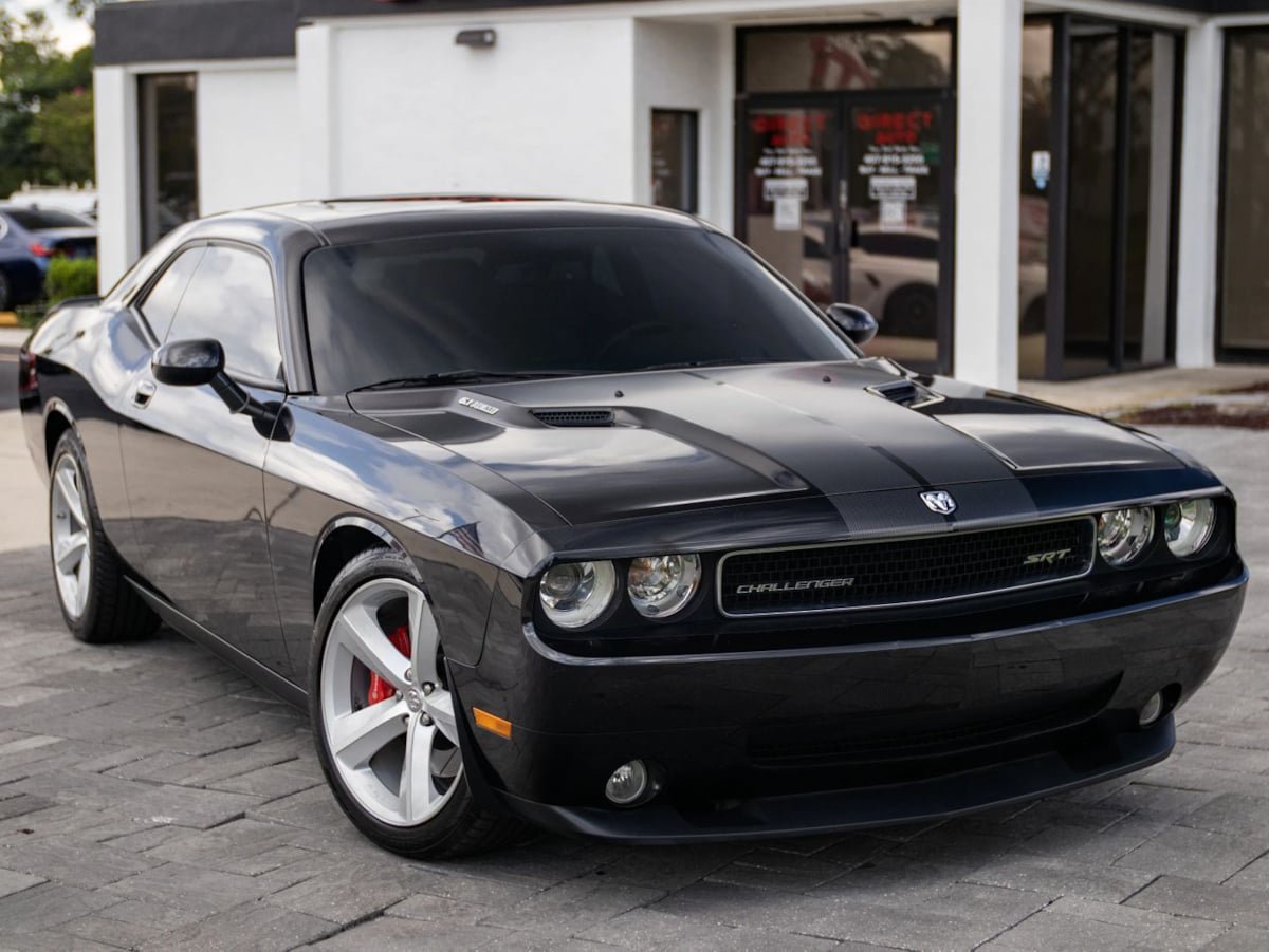 Used 2008 Dodge Challenger SRT8 RWD image 2