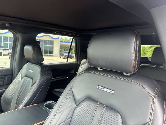 Used 2024 Ford Expedition Platinum AWD/4WD image 11