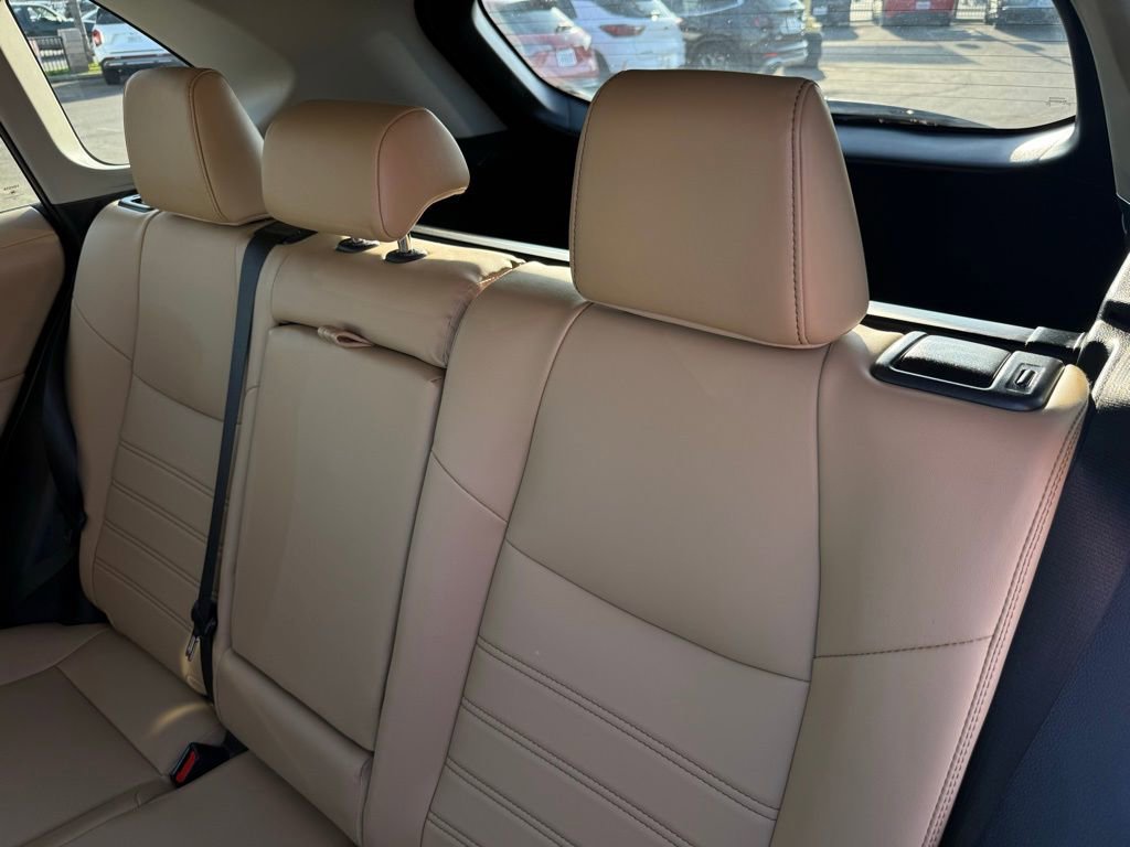 Used 2024 Toyota RAV4 XLE Premium image 11