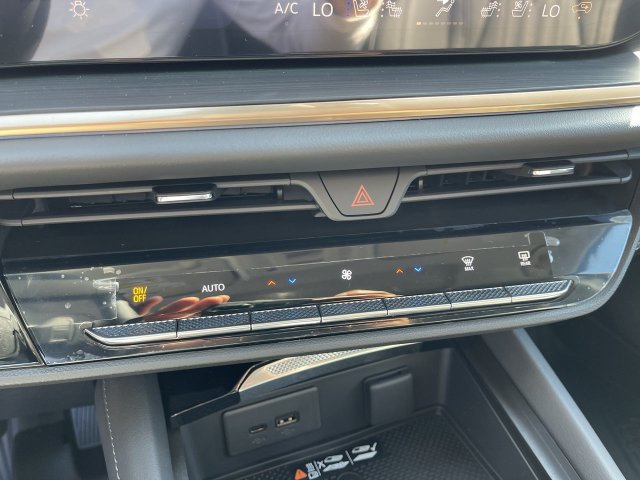 New 2026 Buick Envision Avenir AWD/4WD image 19