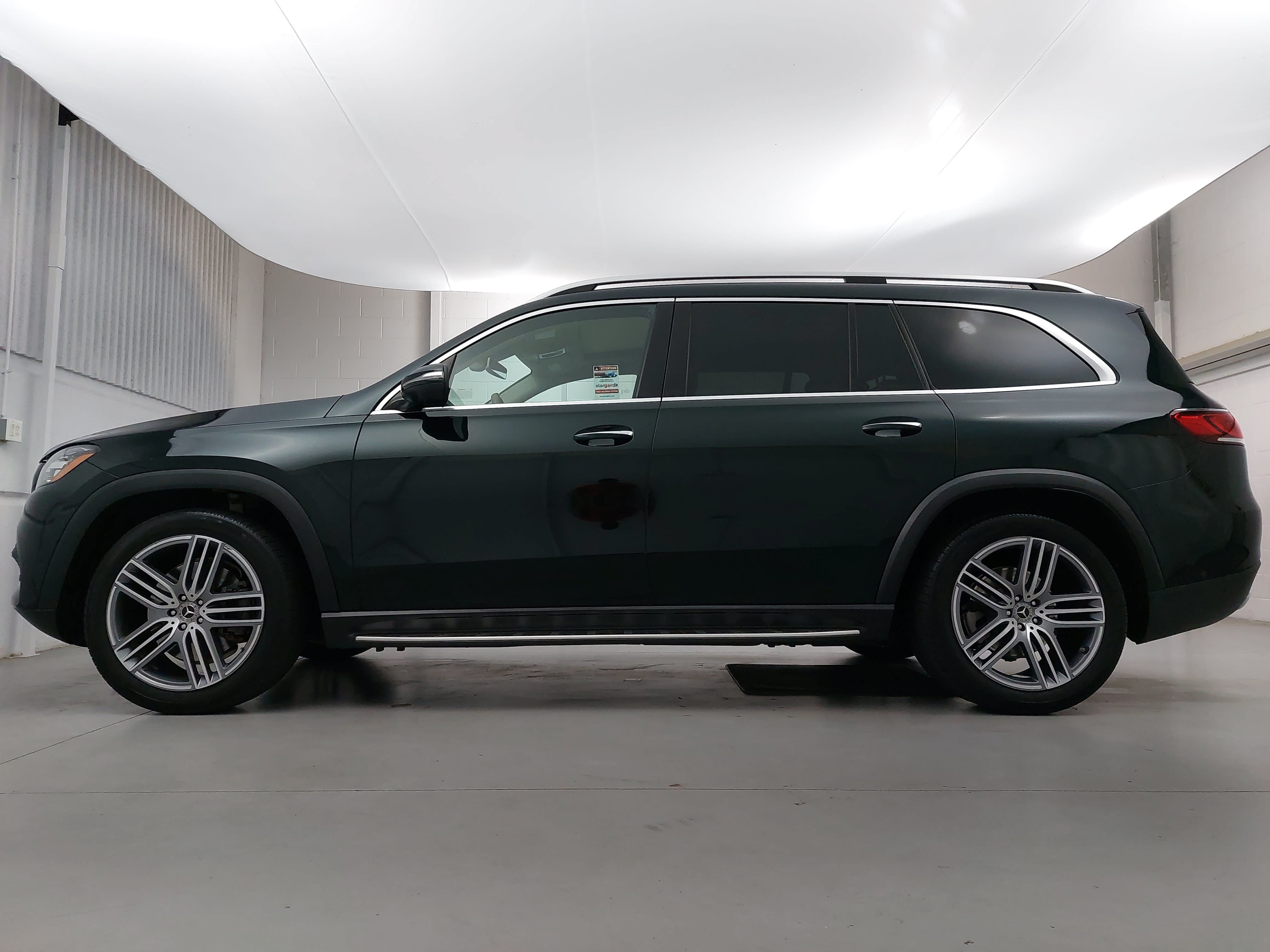 Used 2020 Mercedes-Benz GLS 450 4MATIC image 2