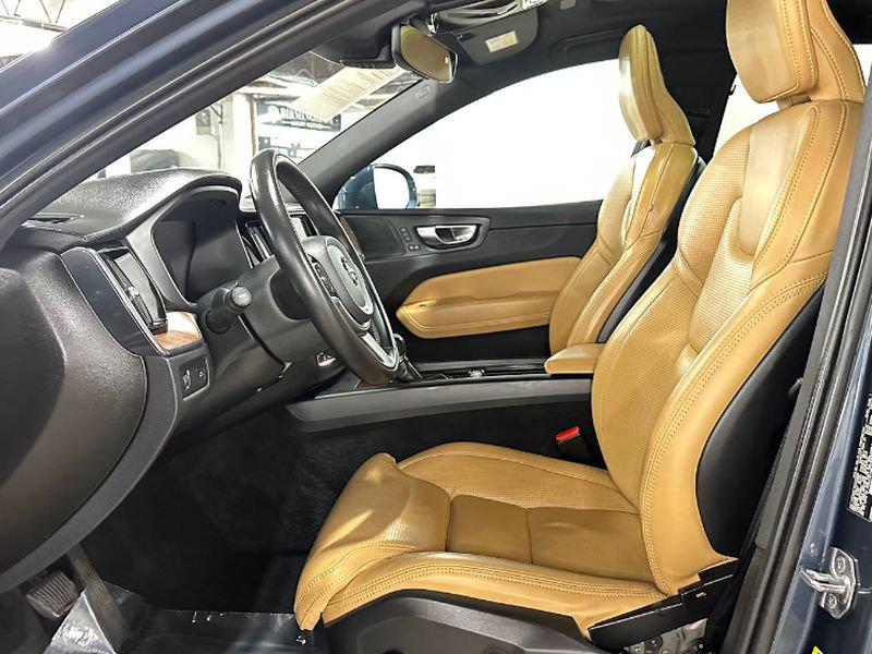 Used 2021 Volvo XC60 T5 Inscription image 19