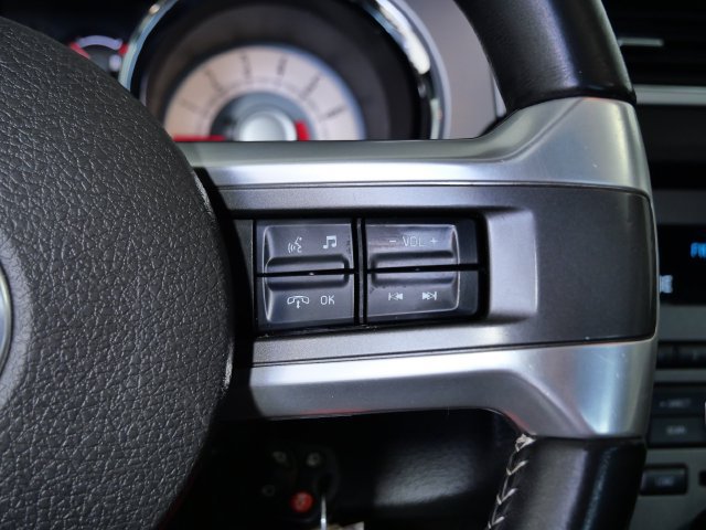 Used 2010 Ford Mustang Coupe RWD image 22