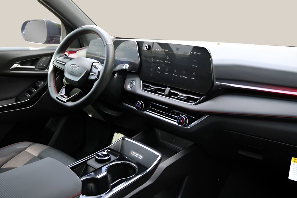 Used 2025 Chevrolet Equinox RS w/ Safety and Technology Package FWD image 18