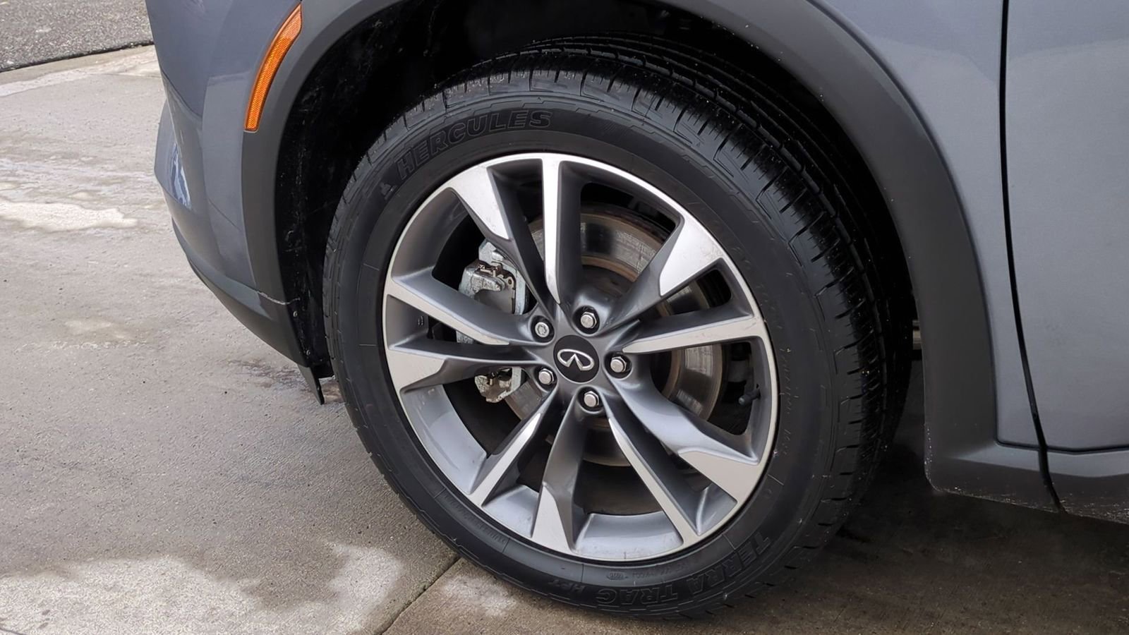 Used 2023 INFINITI QX60 Luxe image 10