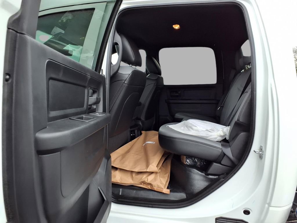 New 2026 RAM 5500 Tradesman AWD/4WD image 21