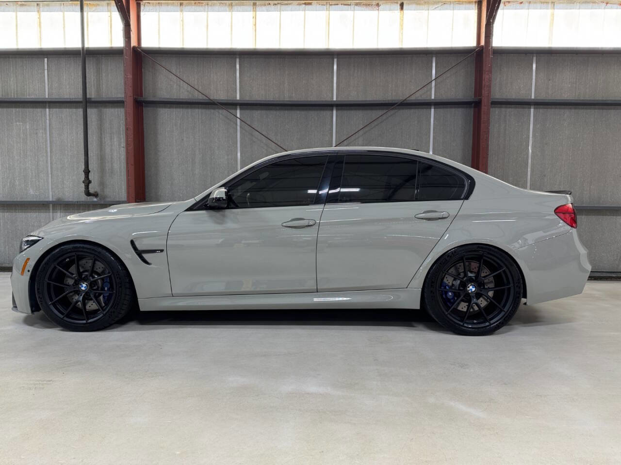 Used 2018 BMW M3 image 5