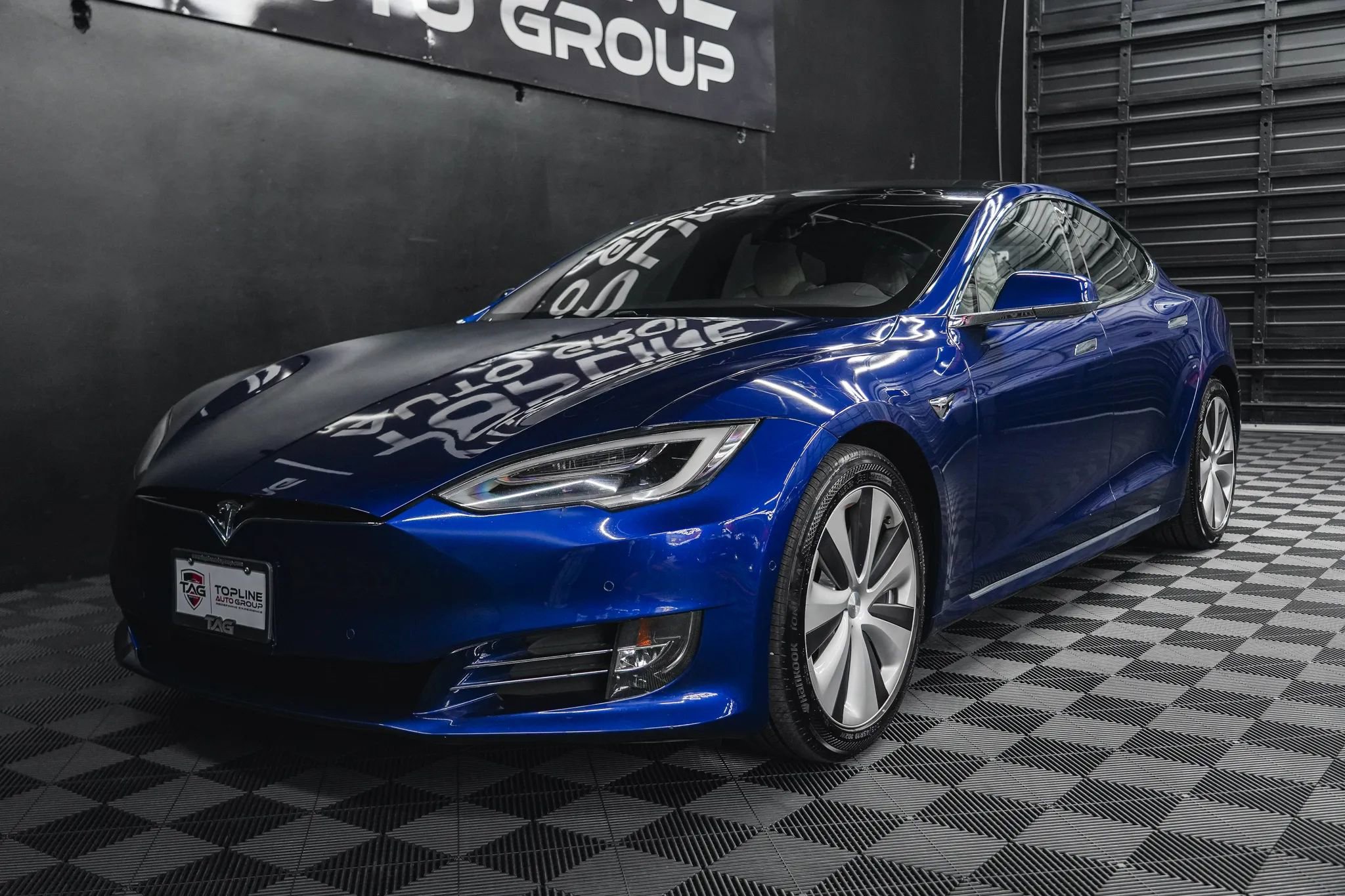 Used 2020 Tesla Model S AWD image 31