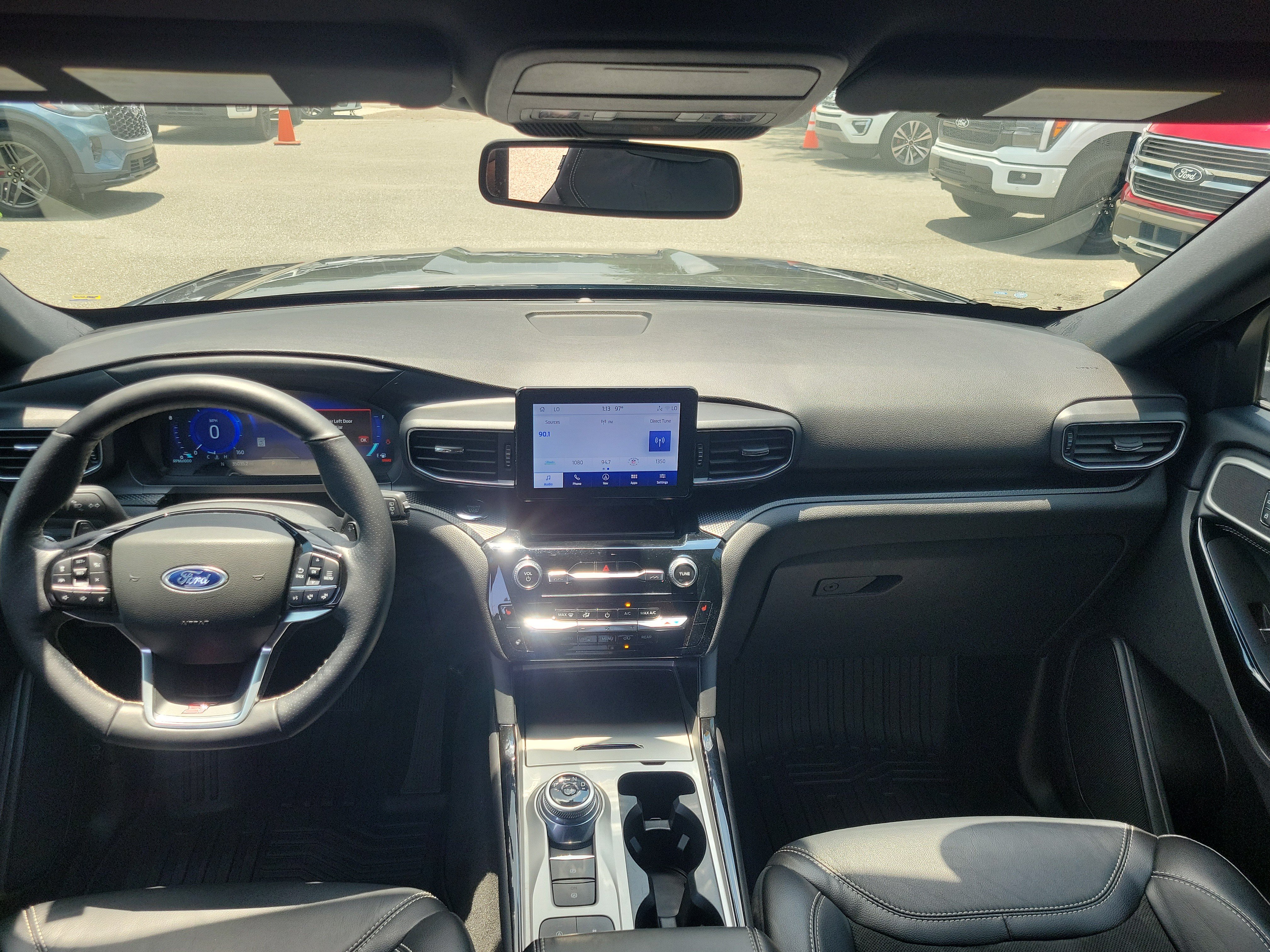 Used 2022 Ford Explorer ST w/ ST Street Pack RWD image 8