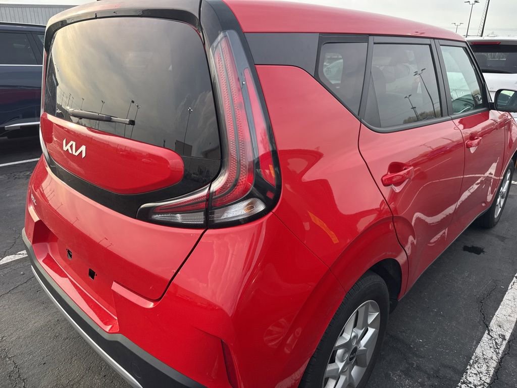 Used 2024 Kia Soul LX w/ Option Group 015 image 3