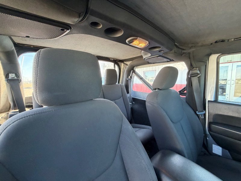 Used 2018 Jeep Wrangler Sport image 11