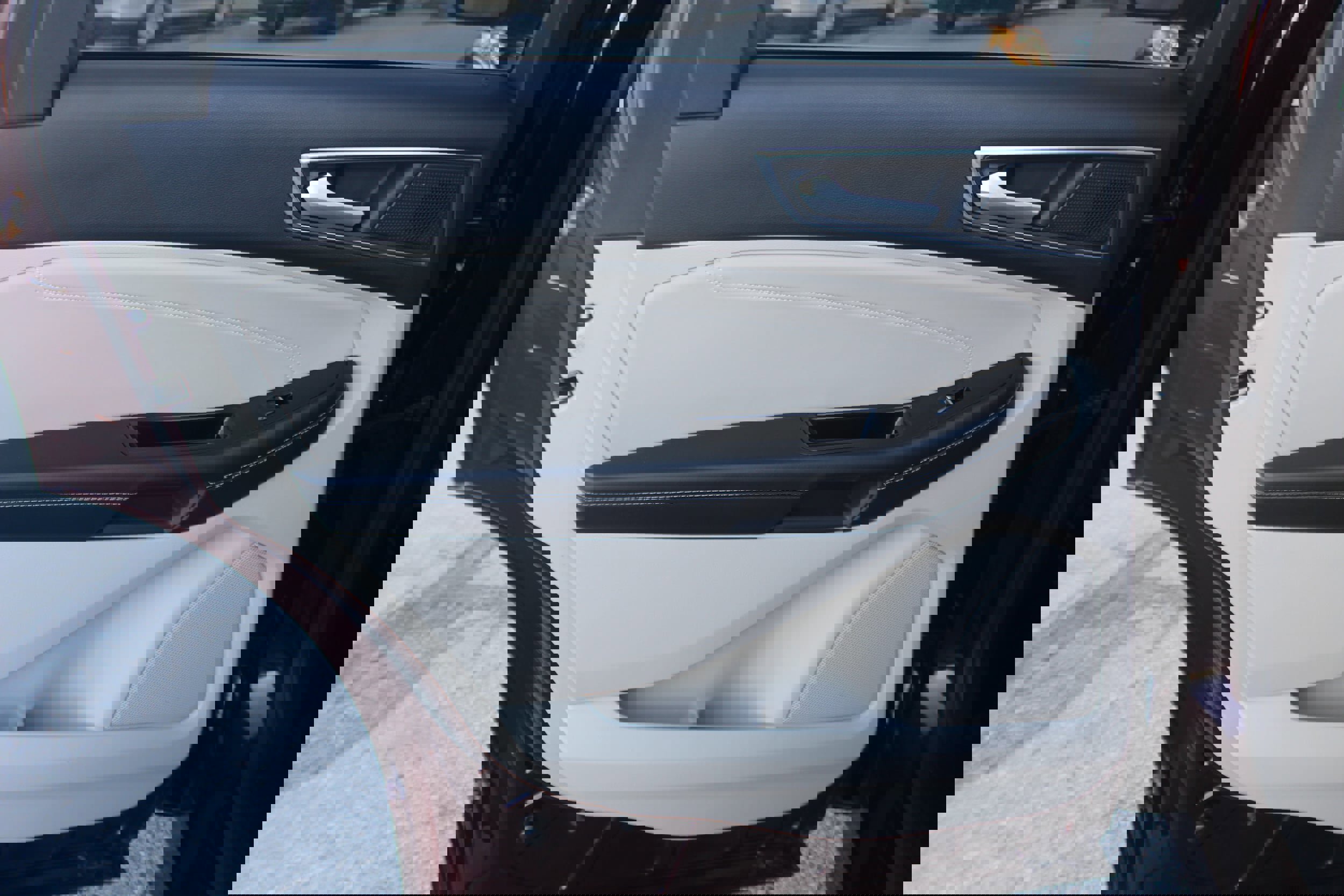 Used 2019 Ford Edge Titanium w/ Equipment Group 301A image 19