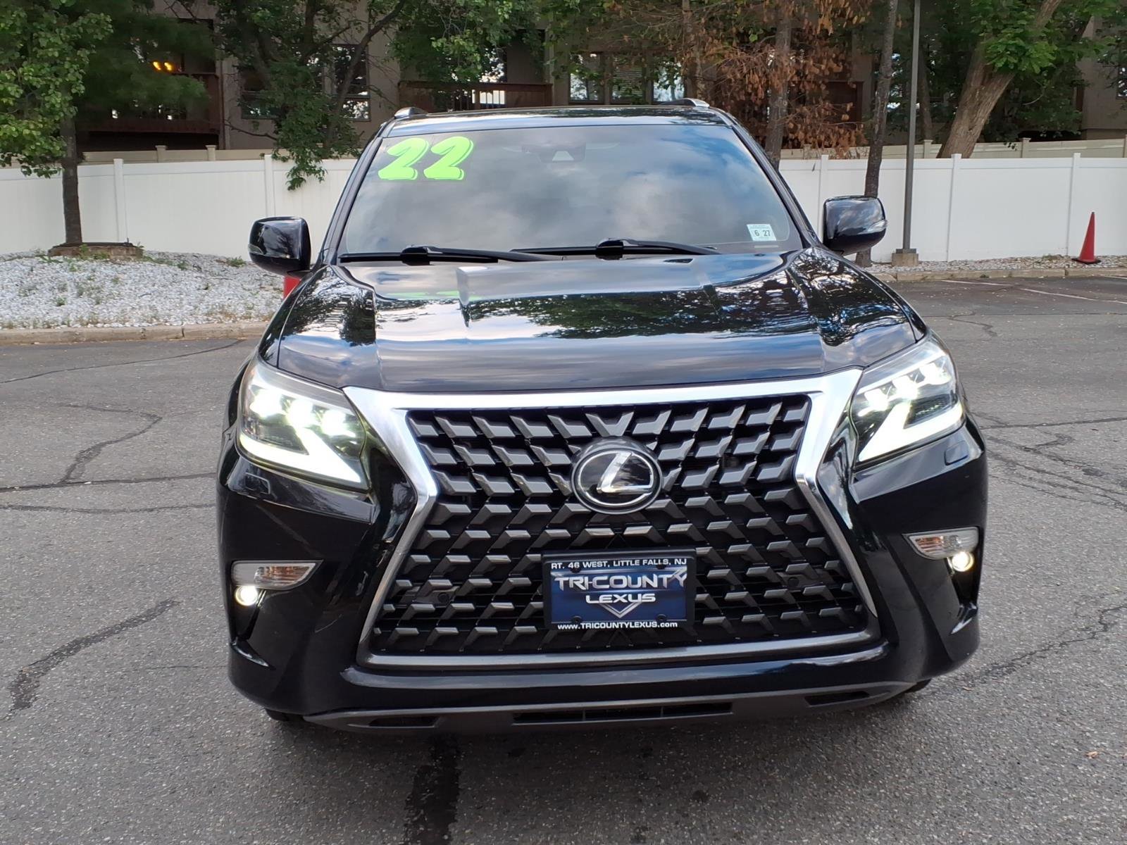 Certified 2022 Lexus GX 460 Premium w/ Premium Plus Package AWD/4WD image 2