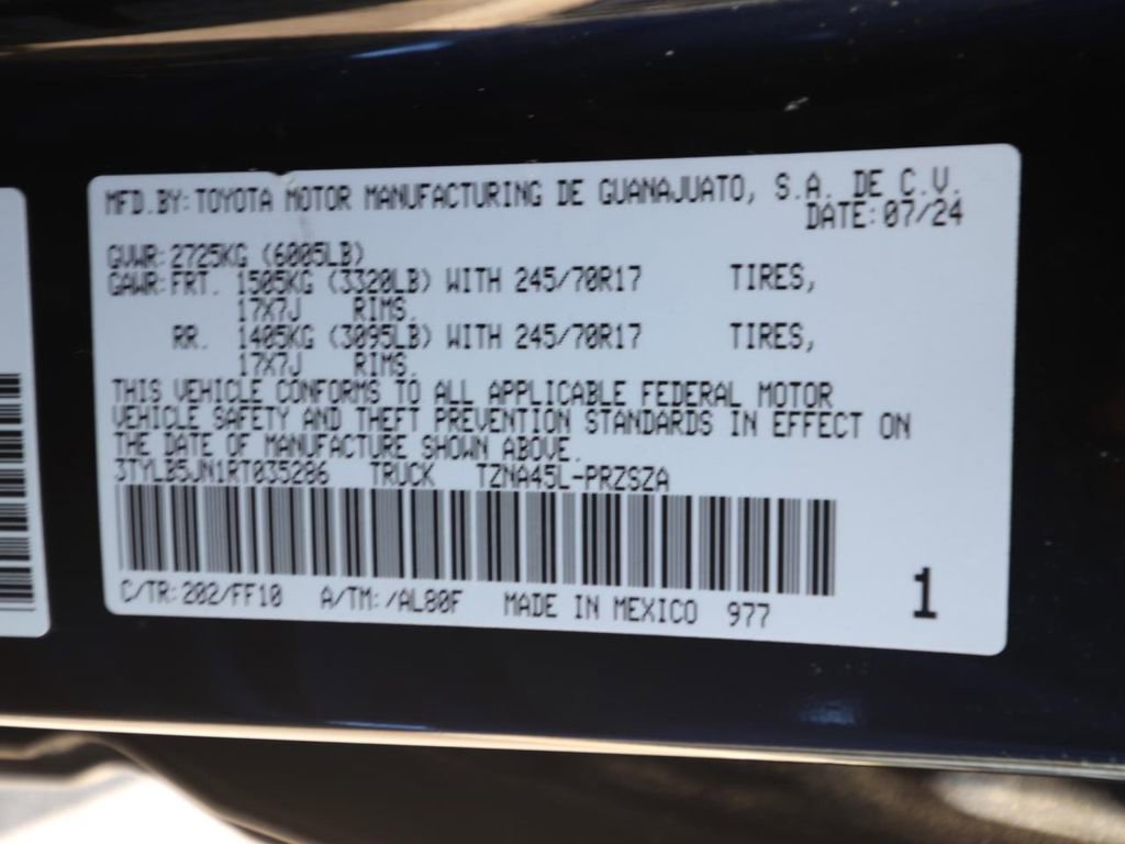 Used 2024 Toyota Tacoma SR5 w/ SR5 Upgrade Package AWD/4WD image 26