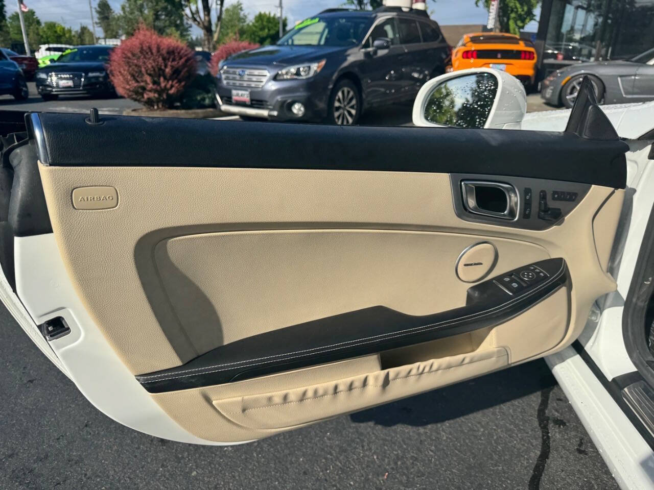 Used 2014 Mercedes-Benz SLK 250 image 12
