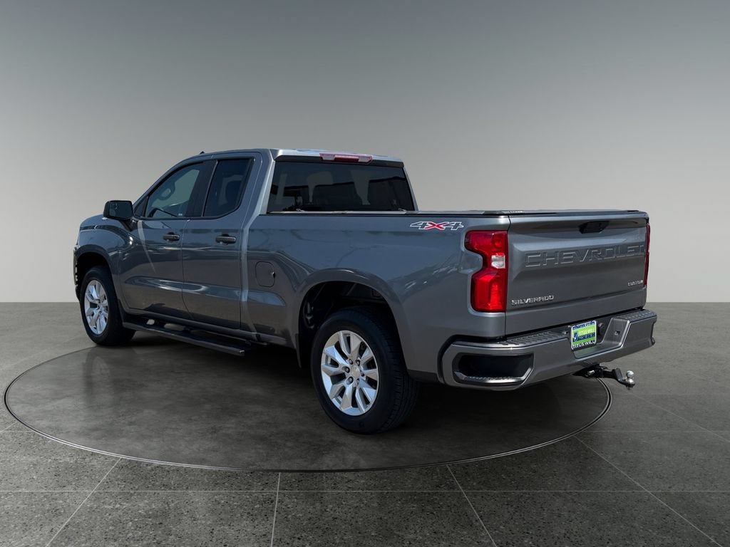 Used 2020 Chevrolet Silverado 1500 Custom w/ Custom Value Package AWD/4WD image 7